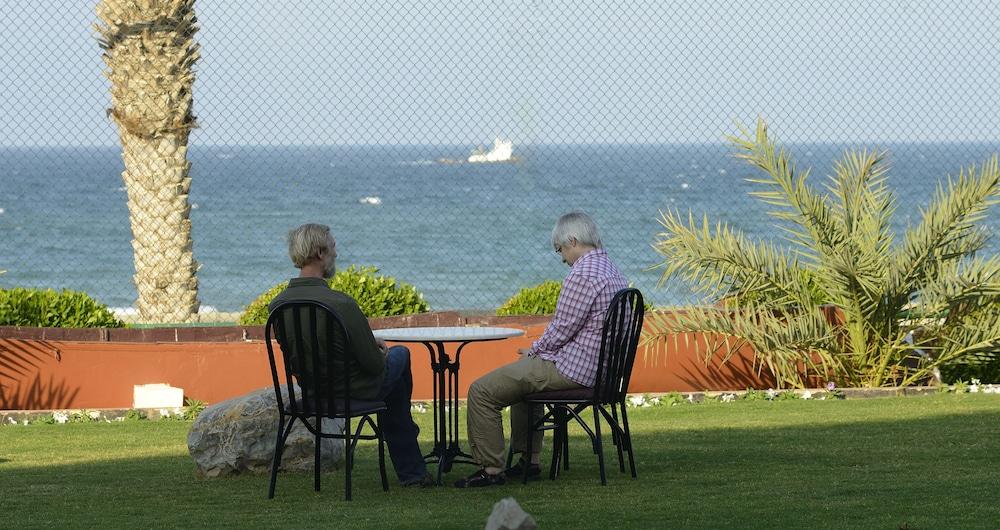 Hotel Resort Sur Beach Holiday Sur