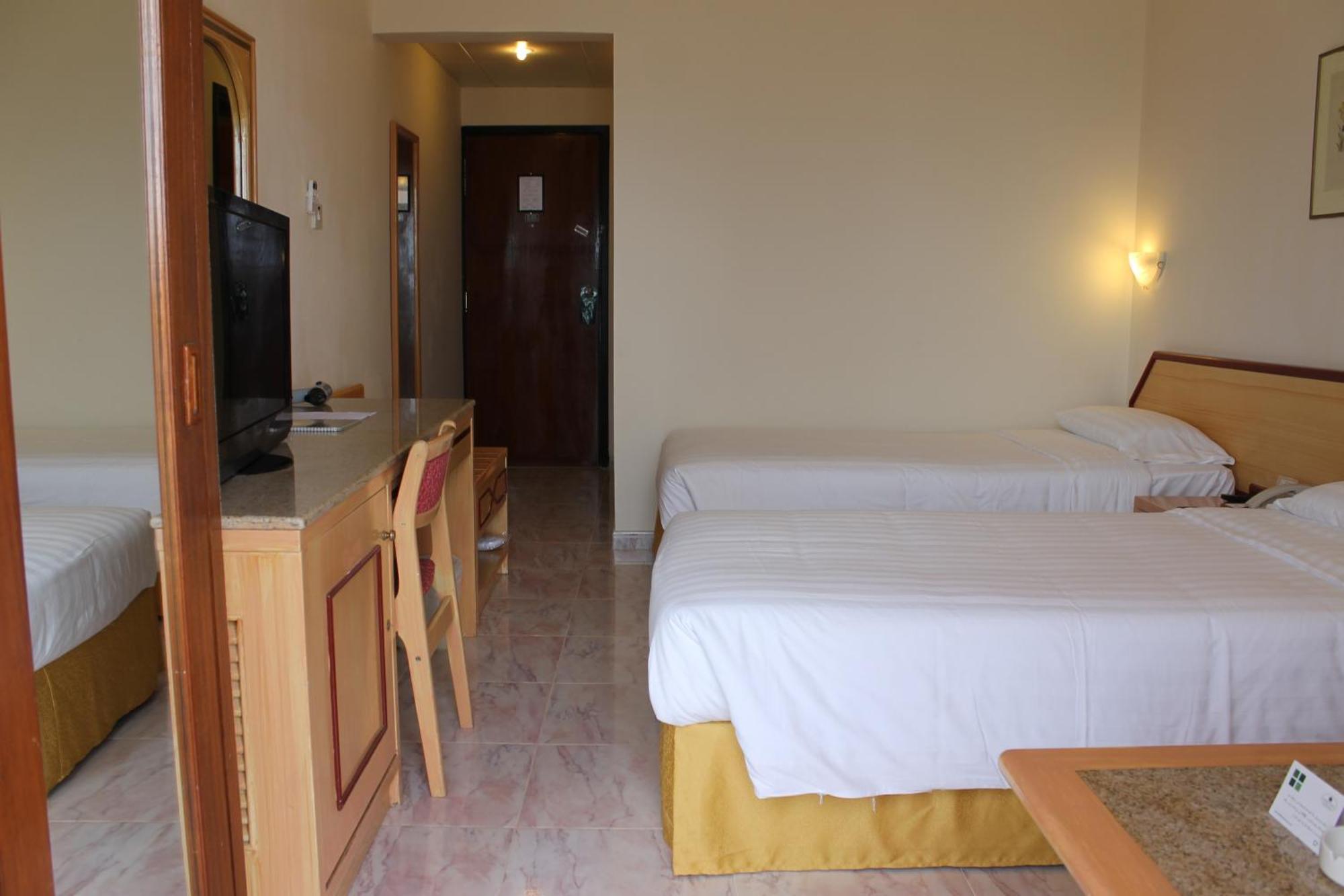 Resort Sur Beach Holiday 3* Sur