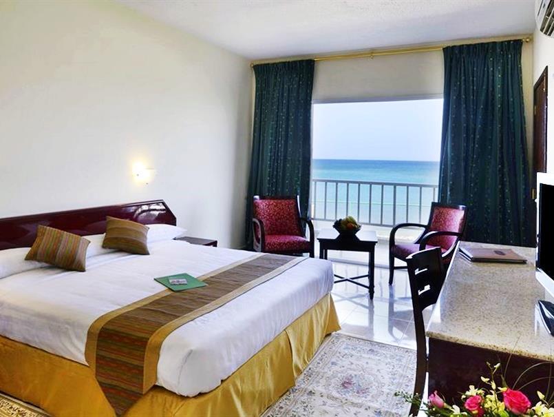 Resort Sur Beach Holiday 3*